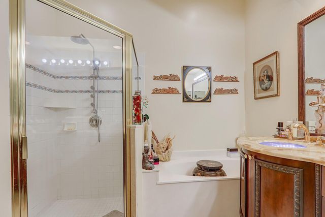 8241 Heritage Club Drive, West Palm Beach, FL 33412