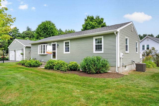 8 Hampton Street, Concord, NH 03301