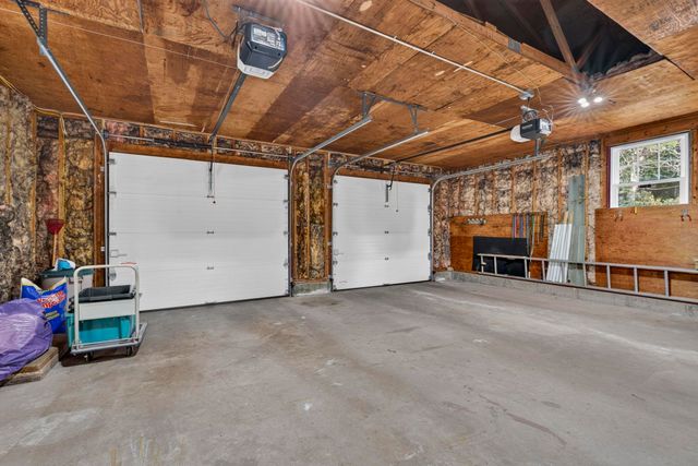 8 Hampton Street, Concord, NH 03301