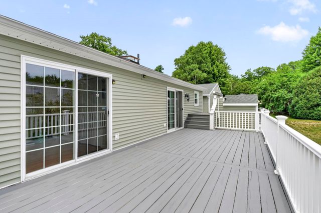 8 Hampton Street, Concord, NH 03301