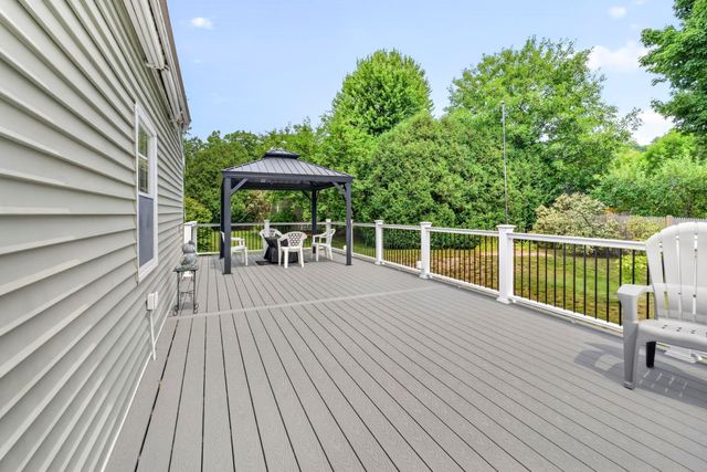 8 Hampton Street, Concord, NH 03301