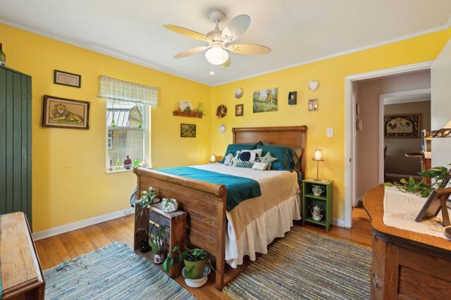 319 Hogan Rd, Gordonsville, TN 38563