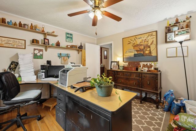 319 Hogan Rd, Gordonsville, TN 38563