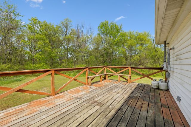 319 Hogan Rd, Gordonsville, TN 38563