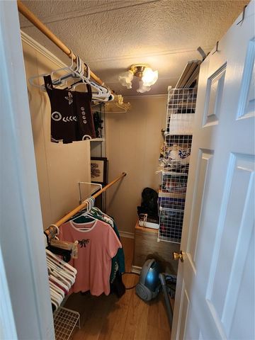 305 BATAN COURT, Bradenton, FL 34207