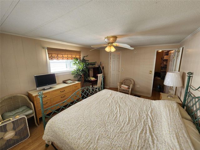 305 BATAN COURT, Bradenton, FL 34207