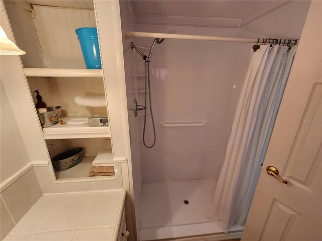 305 BATAN COURT, Bradenton, FL 34207