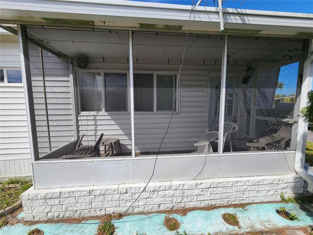 305 BATAN COURT, Bradenton, FL 34207