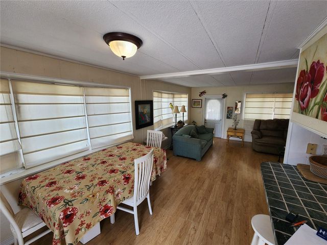 305 BATAN COURT, Bradenton, FL 34207