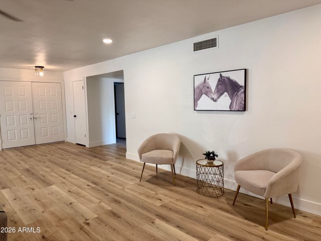 26220 S GLENBURN Drive, Sun Lakes, AZ 85248