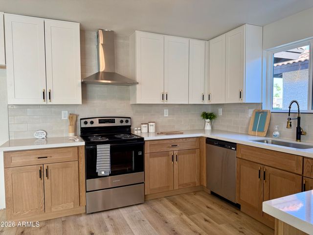 26220 S GLENBURN Drive, Sun Lakes, AZ 85248