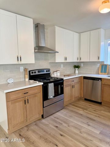 26220 S GLENBURN Drive, Sun Lakes, AZ 85248