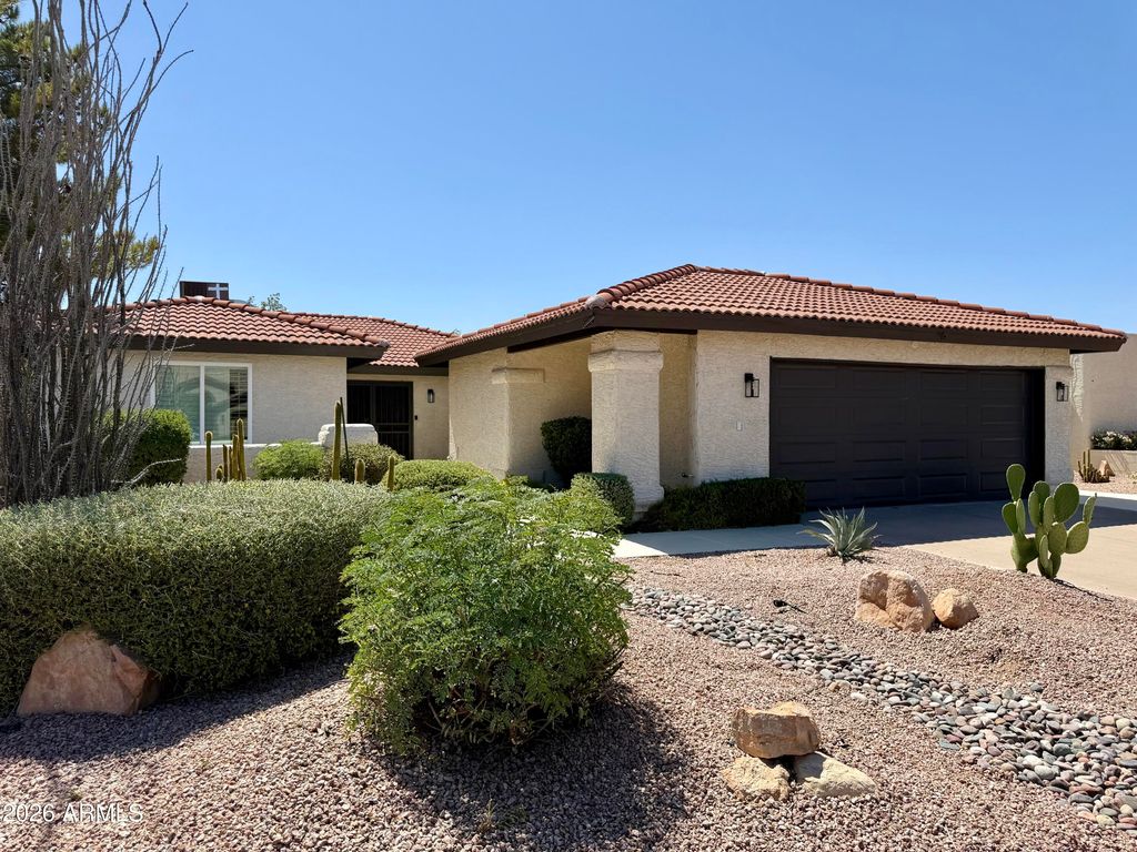 26220 S GLENBURN Drive, Sun Lakes, AZ 85248 — photo 2