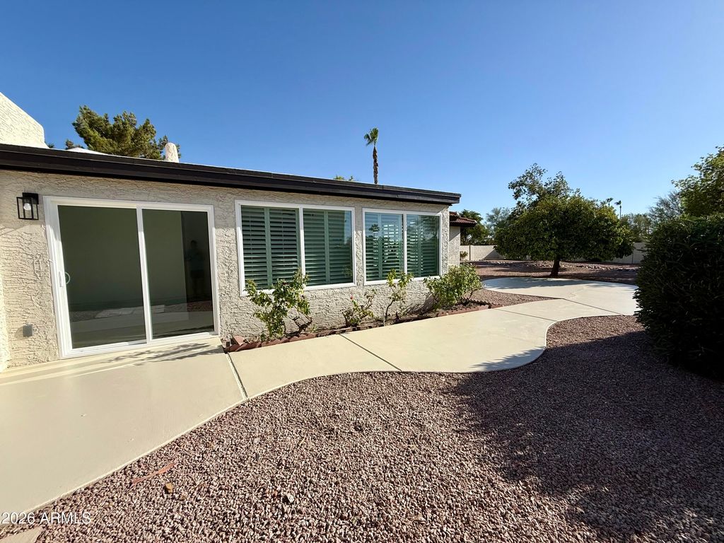 26220 S GLENBURN Drive, Sun Lakes, AZ 85248 — photo 4