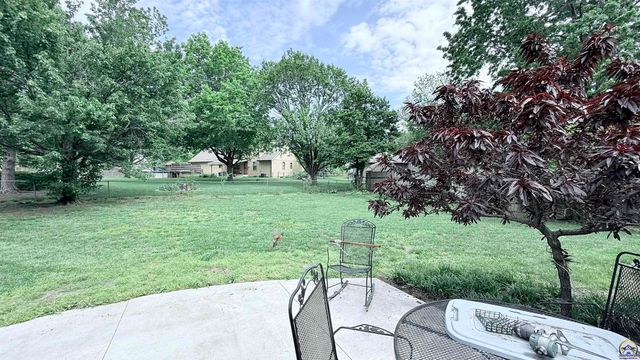 4210 SE Minnesota AVE, Topeka, KS 66609