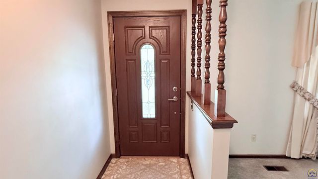 4210 SE Minnesota AVE, Topeka, KS 66609