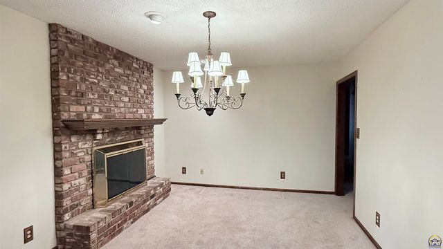 4210 SE Minnesota AVE, Topeka, KS 66609