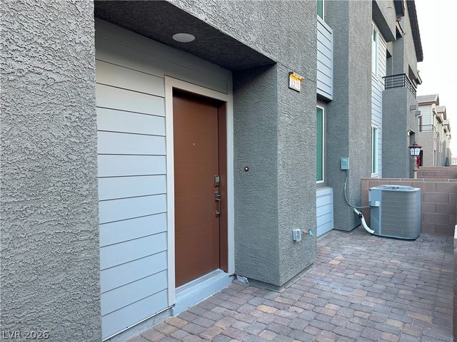 1538 Eva Crossing Place, Henderson, NV 89002