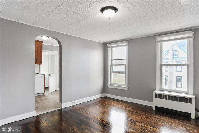 100 S FAYETTE ST S, Shippensburg, PA 17257