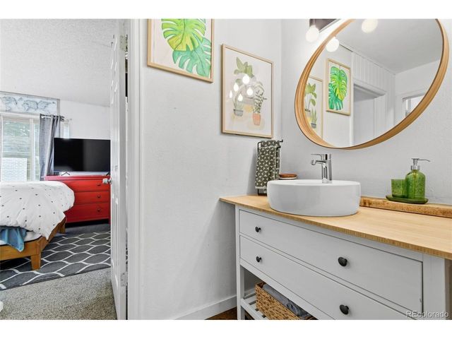 19462 E Milan Cir, Aurora, CO 80013