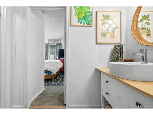 19462 E Milan Cir, Aurora, CO 80013