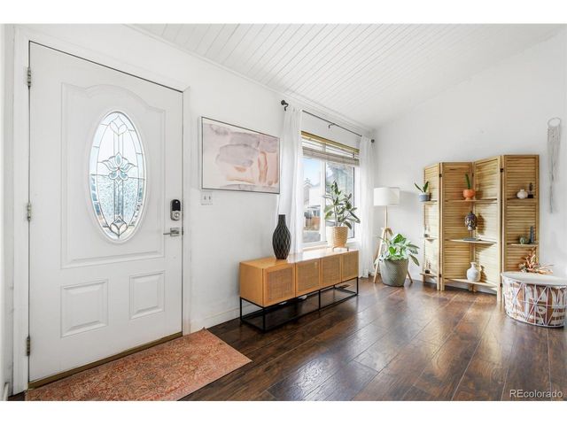 19462 E Milan Cir, Aurora, CO 80013