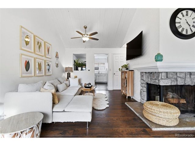 19462 E Milan Cir, Aurora, CO 80013