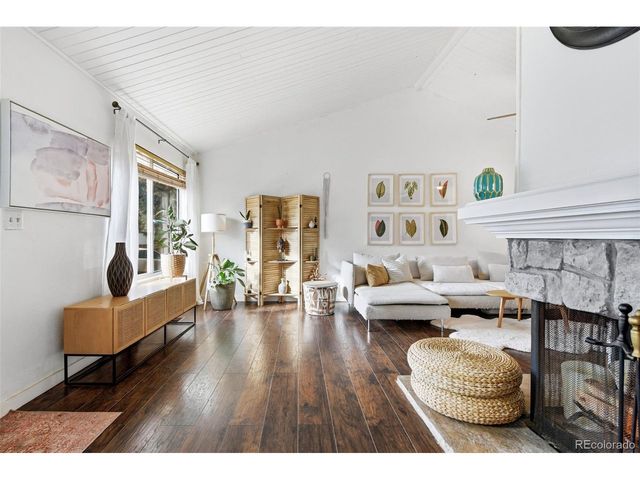 19462 E Milan Cir, Aurora, CO 80013