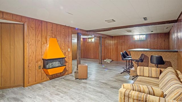 713 Dwight Street, Chippewa Falls, WI 54729