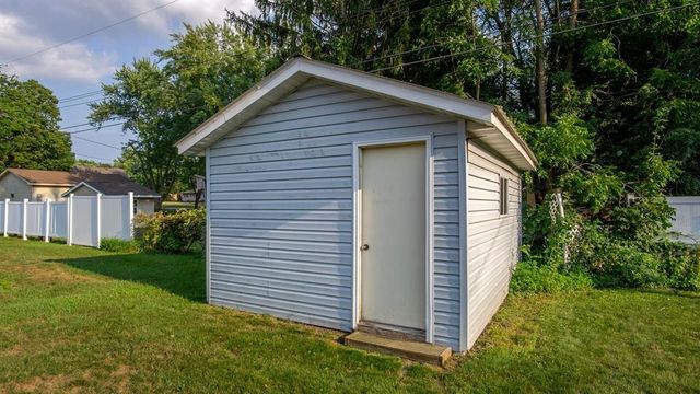 713 Dwight Street, Chippewa Falls, WI 54729