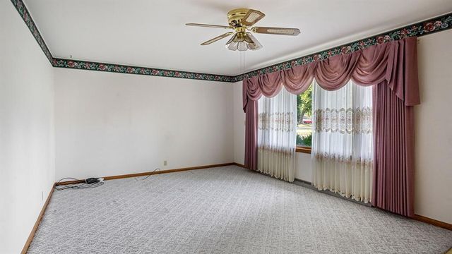 713 Dwight Street, Chippewa Falls, WI 54729
