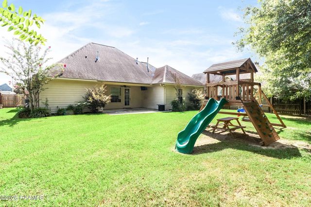 306 Moss Creek Drive, Lafayette, LA 70508