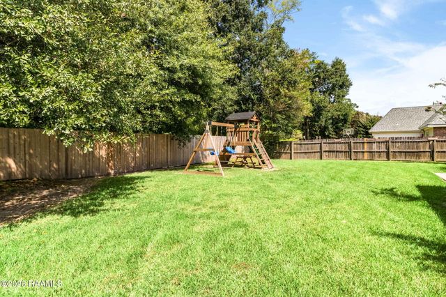 306 Moss Creek Drive, Lafayette, LA 70508