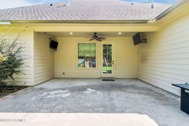306 Moss Creek Drive, Lafayette, LA 70508