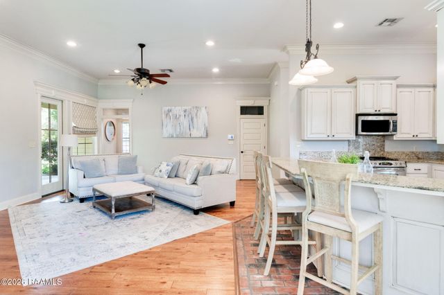 306 Moss Creek Drive, Lafayette, LA 70508