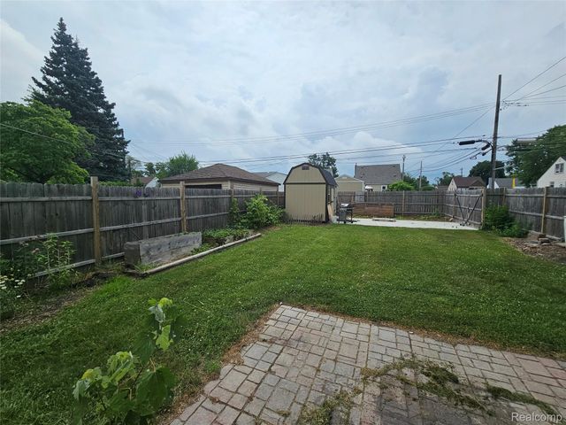 893 Leblanc Street, Lincoln Park, MI 48146