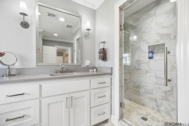 1713 Longwood Dr, Baton Rouge, LA 70808