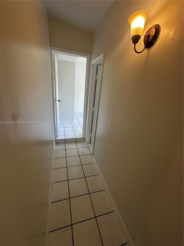 821 SW 2nd St, Florida City, FL 33034