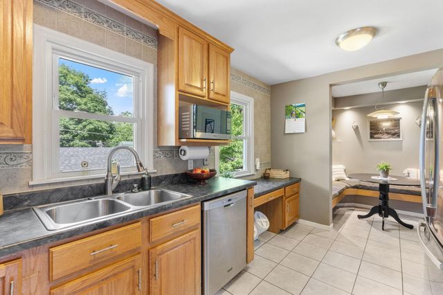 2752 Brunswick Avenue S, Saint Louis Park, MN 55416
