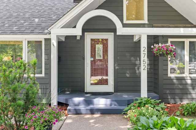 2752 Brunswick Avenue S, Saint Louis Park, MN 55416