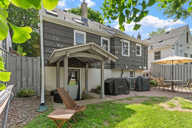 2752 Brunswick Avenue S, Saint Louis Park, MN 55416