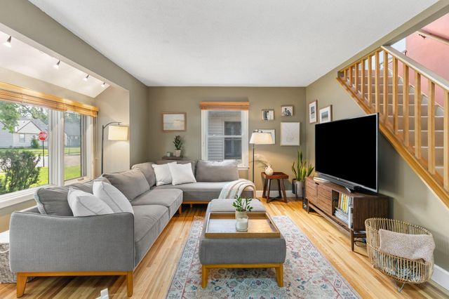 2752 Brunswick Avenue S, Saint Louis Park, MN 55416
