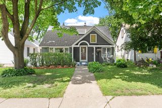 2752 Brunswick Avenue S, Saint Louis Park, MN 55416
