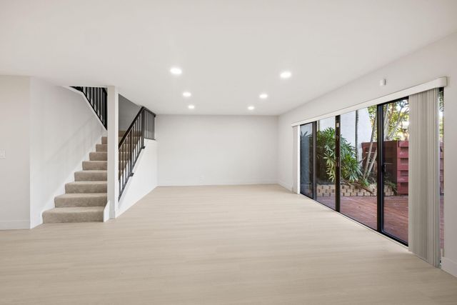 3012 Willow Ln, Hollywood, FL 33021