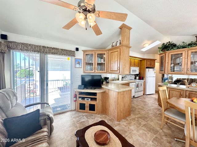 111 S GREENFIELD Road 790, Mesa, AZ 85206