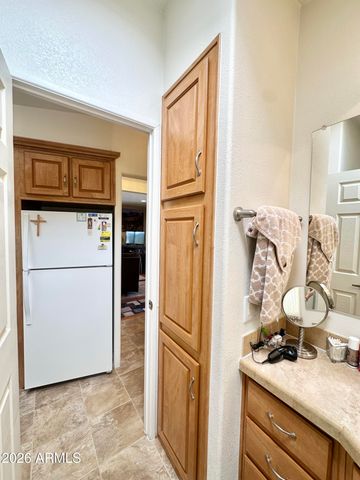 111 S GREENFIELD Road 790, Mesa, AZ 85206