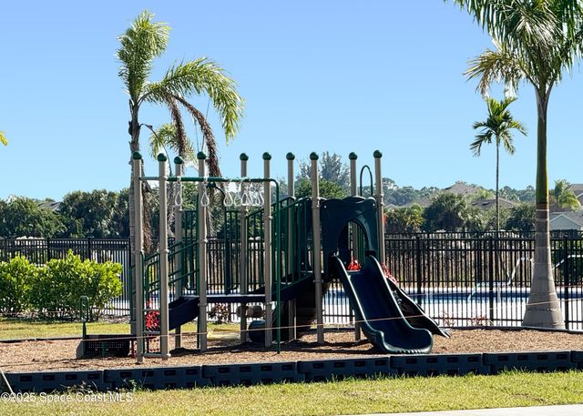1495 Kylar Drive NW, Palm Bay, FL 32907