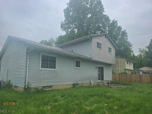 502 Maple Avenue, Sheffield Lake, OH 44054