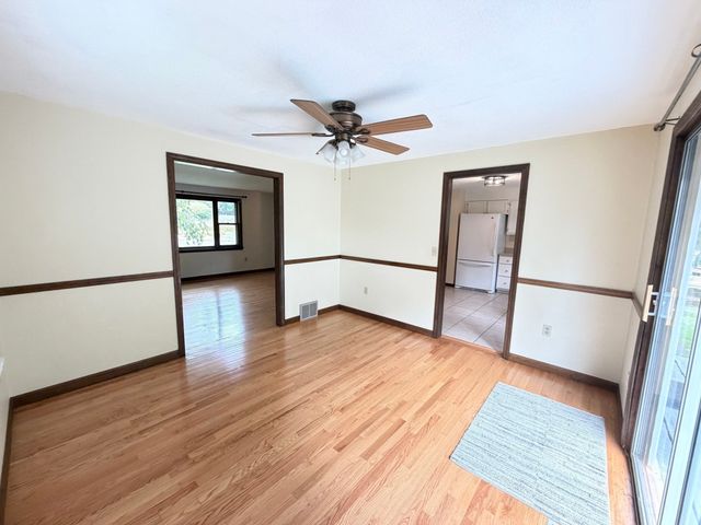 79 Porter Rd, East Longmeadow, MA 01028