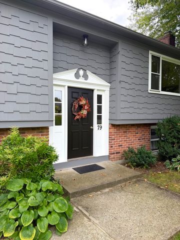79 Porter Rd, East Longmeadow, MA 01028